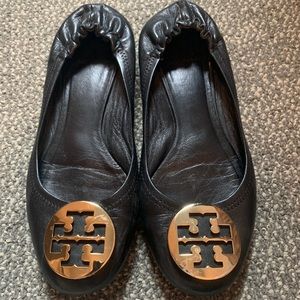 Black Tory Burch closed toe flats